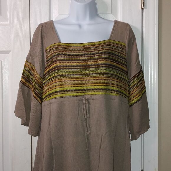 Umgee  USA  tan western boho bohemian bell sleeve dress Sz L - Picture 3 of 5